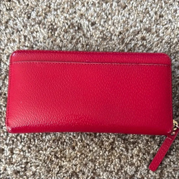 Kate Spade Neda Wellesley Continental Leather Bright Apple Red Zip Around Wallet - Picture 3 of 13